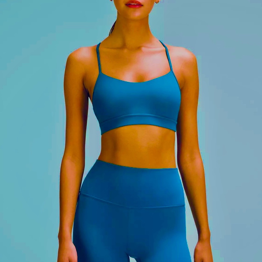 Lululemon Y flow bra